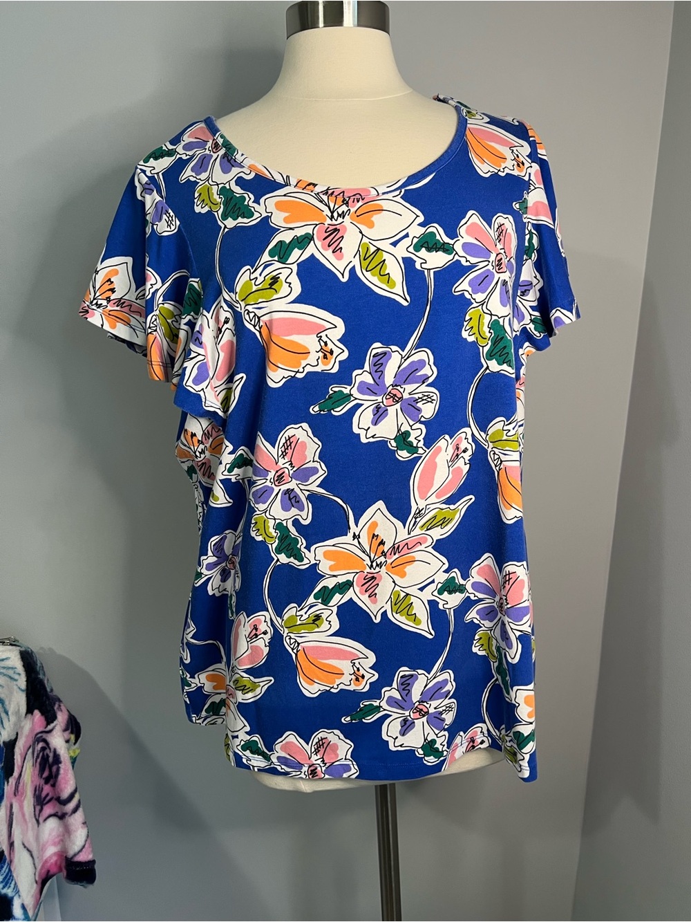 Denim & Co. Size 1X Multicolor Blue Floral Short Flutter Sleeve Top